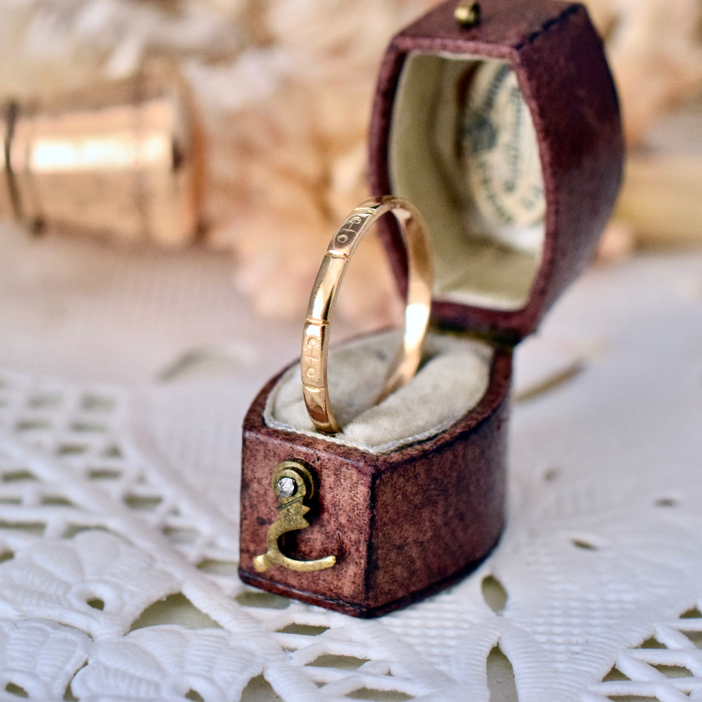 Vintage Australian 18ct Yellow Gold Patterned Wedding Ring Circa 1950’s