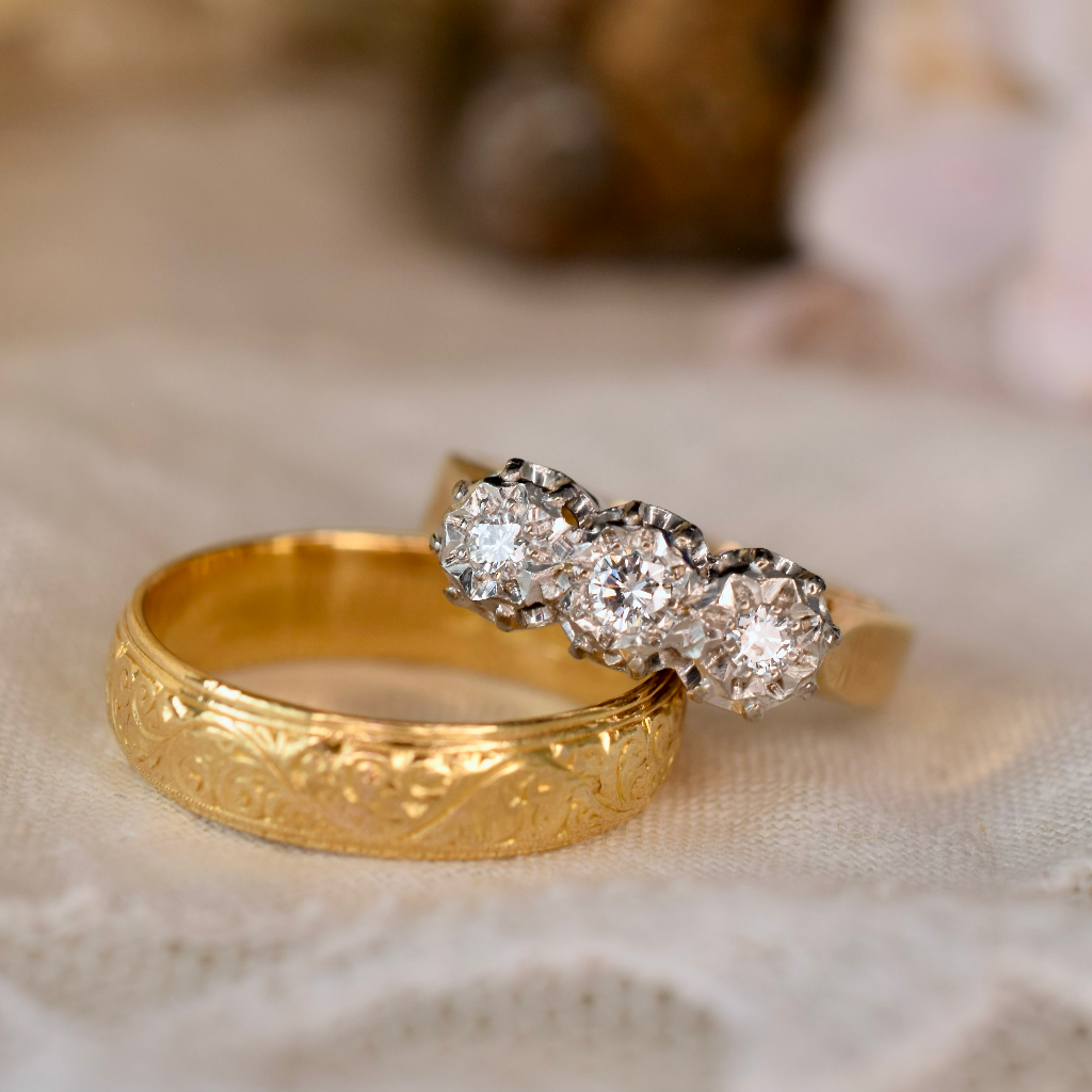 Vintage 18ct Yellow Gold And Palladium Diamond Trilogy Ring Circa 1940’s