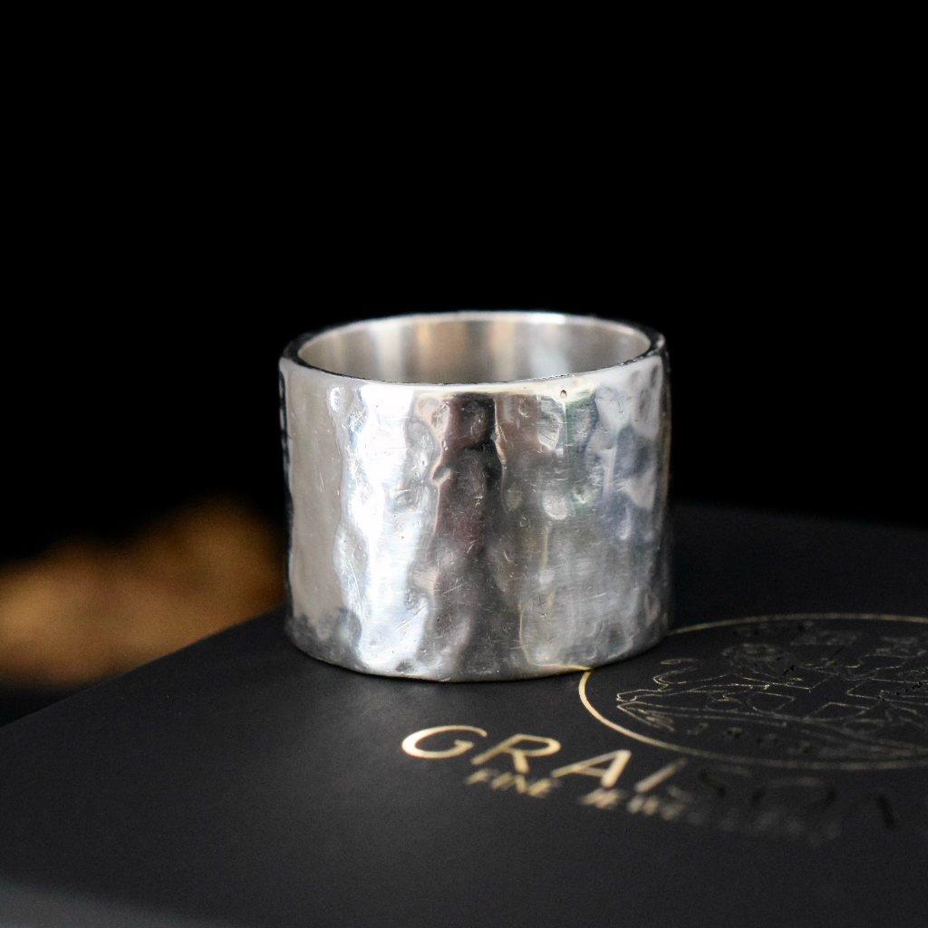 Vintage Wide ‘Hammered’ 950 Silver Cigar Band Ring