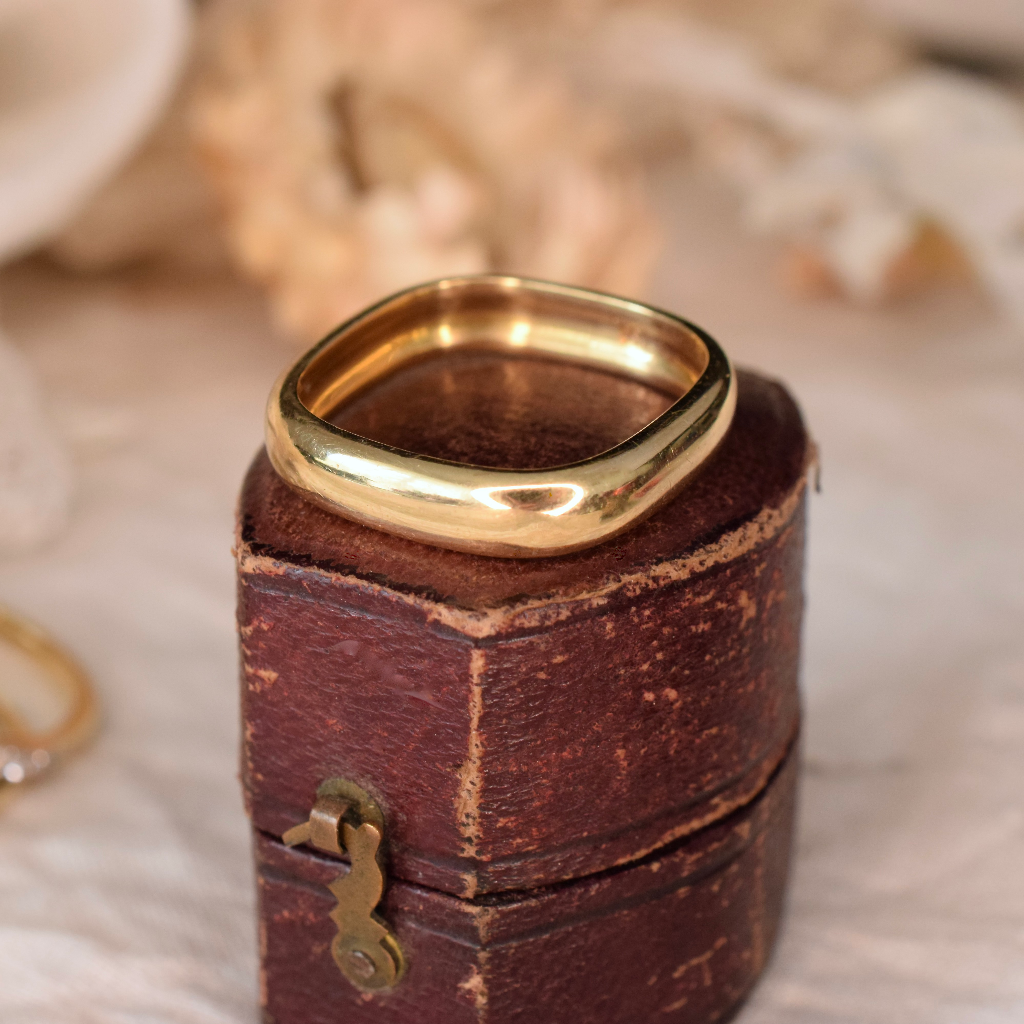 Modern 18ct Yellow Gold ‘U’ Shaped Ring