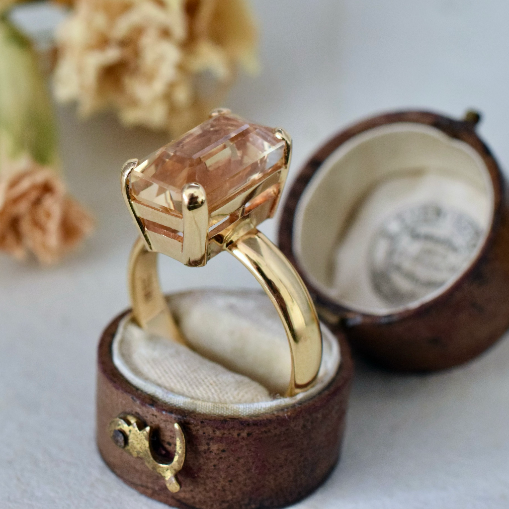 Modern 18ct Yellow Gold Emerald-Cut Citrine Ring