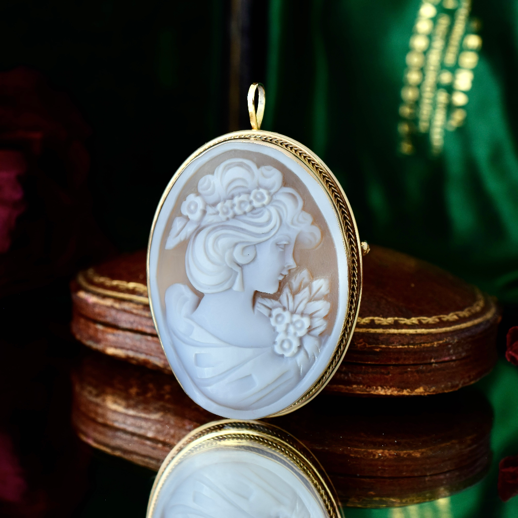 Vintage 9ct Yellow Gold Cameo Pendant / Brooch - Varese Italy