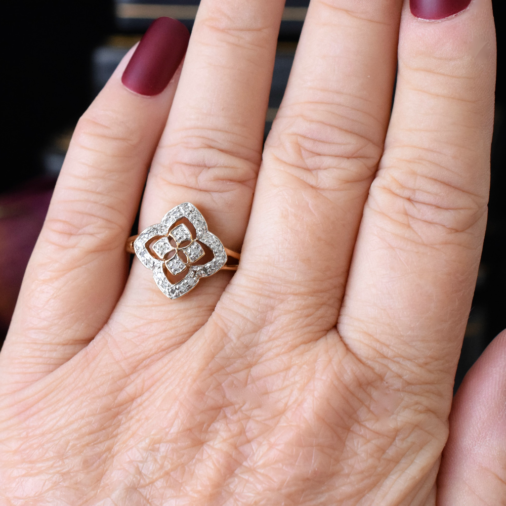 Modern 9ct Yellow Gold Quatrefoil Shaped Diamond Ring