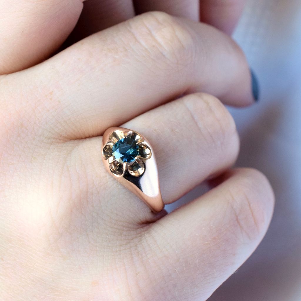 Vintage 9ct Rose Gold Parti Teal Sapphire Ring