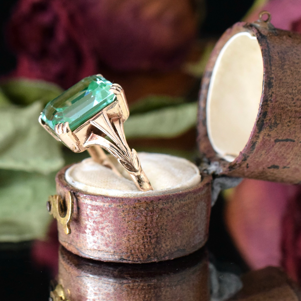 Vintage 9ct Yellow Gold ‘Uranium Glass’ Ring Circa 1940’s