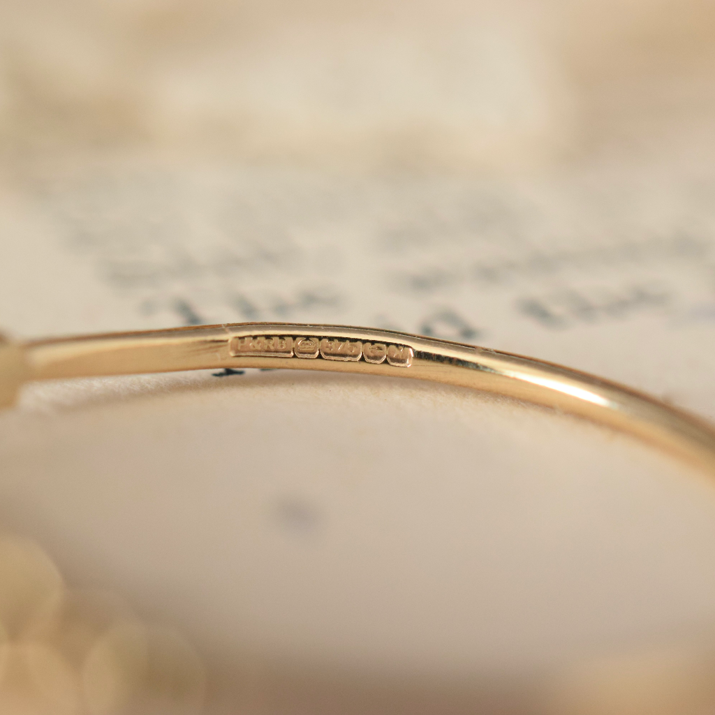 Vintage 9ct Yellow Gold Tiny ‘Keeper’ Ring Birmingham 1987
