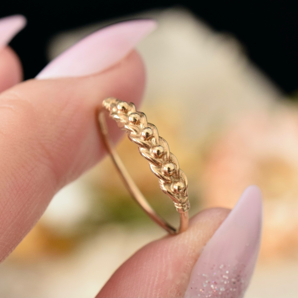 Vintage 9ct Yellow Gold Tiny ‘Keeper’ Ring Birmingham 1987