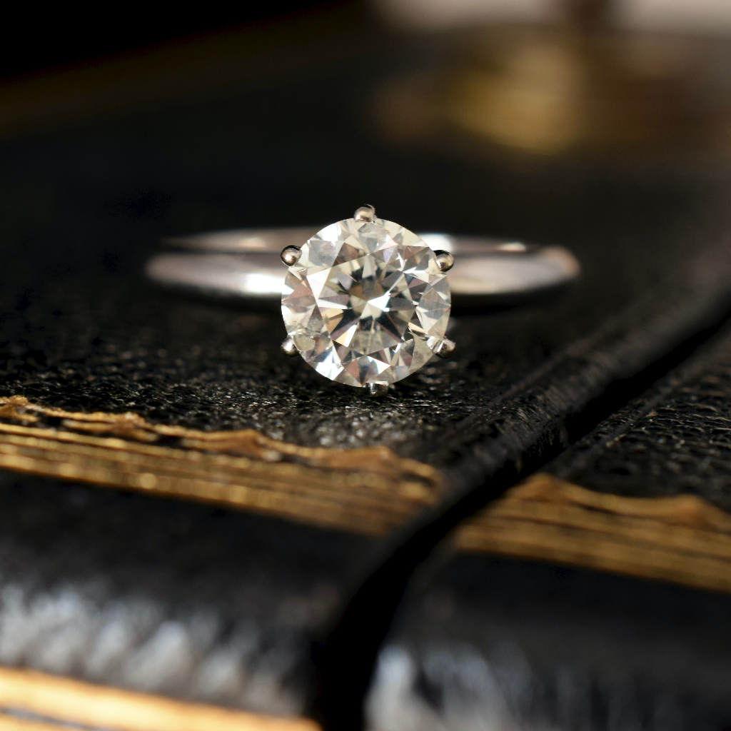 Modern 14ct White Gold Solitaire Diamond 0.90ct Ring Independent Valuation Included In Purchase For $7,500