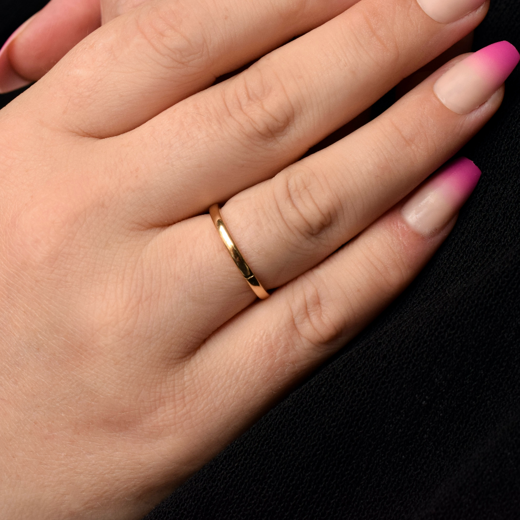 Modern 18ct Yellow Gold ‘Hinged’ Wedding Band