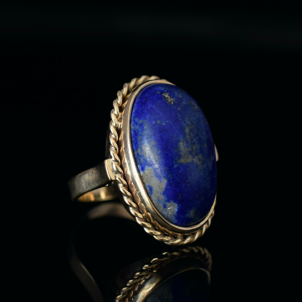 Vintage 9ct Yellow Gold Lapis Lazuli Cabochon Ring
