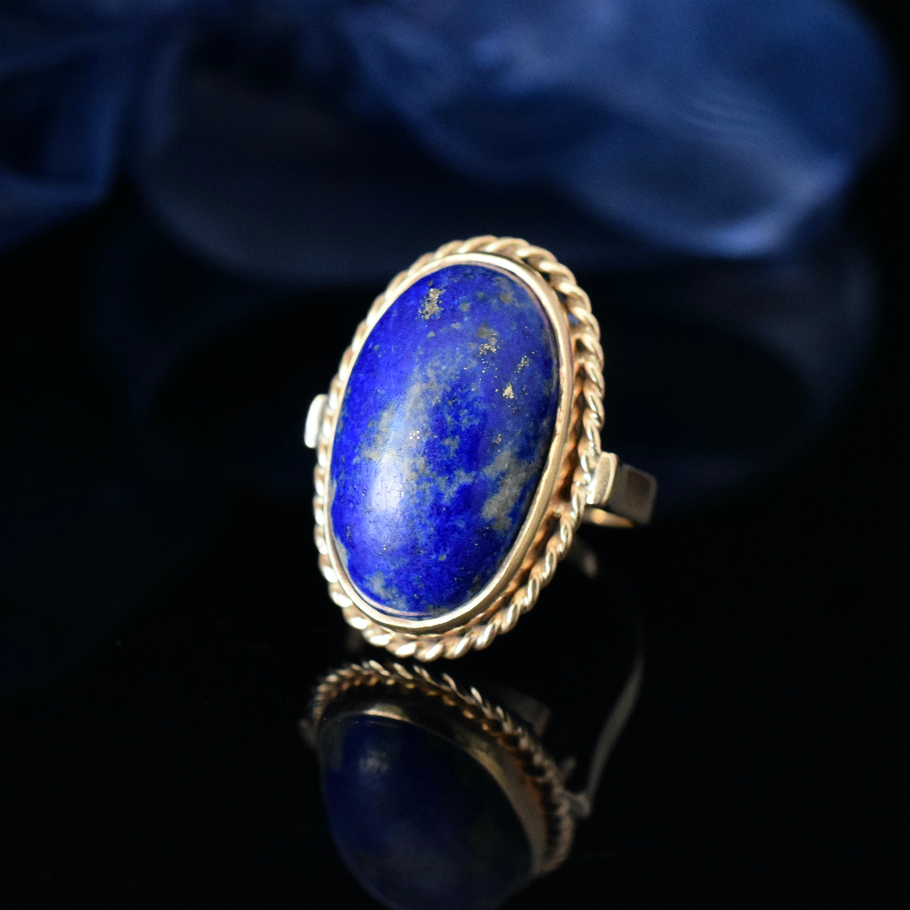 Vintage 9ct Yellow Gold Lapis Lazuli Cabochon Ring