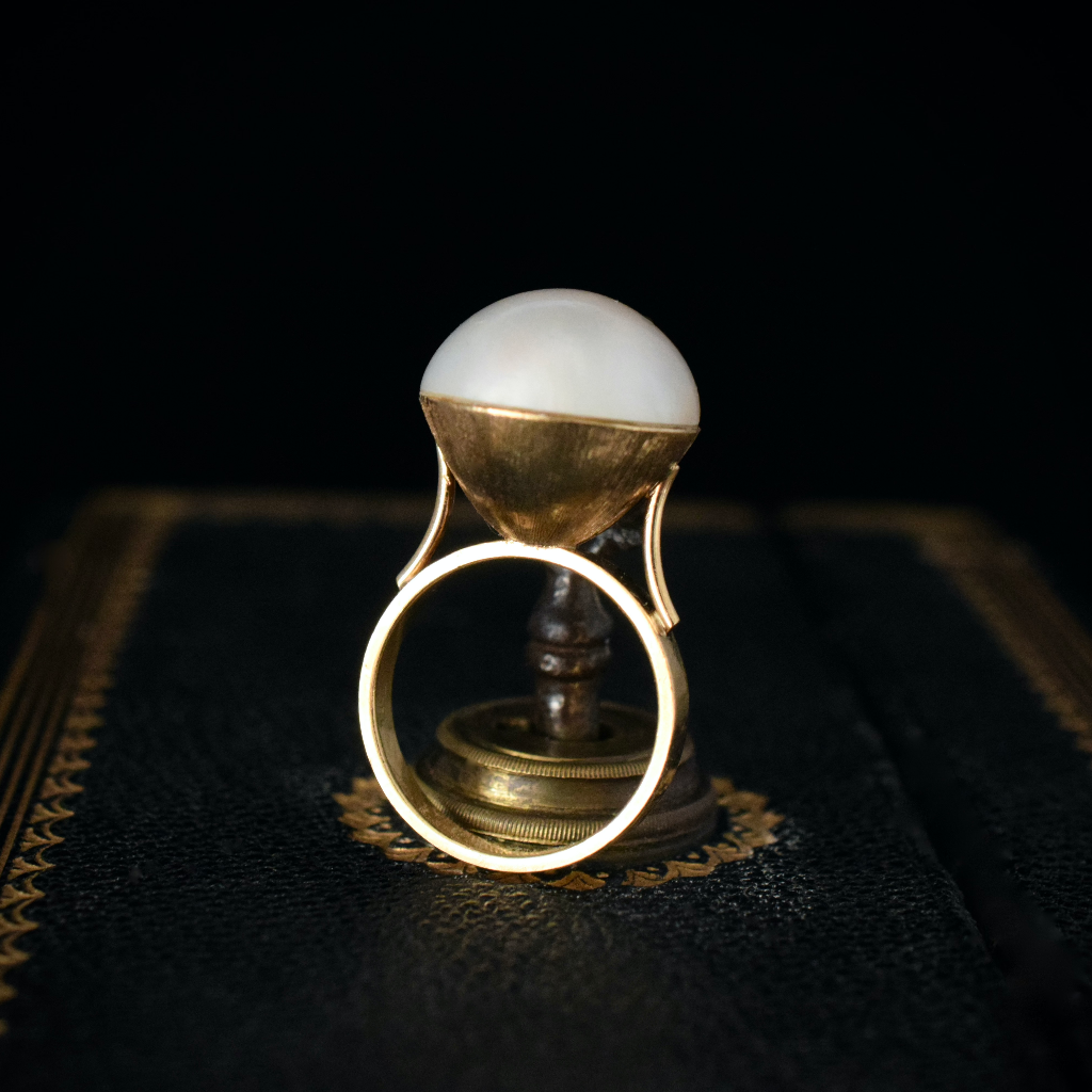 Vintage 18ct Yellow Gold Mabe Pearl Ring