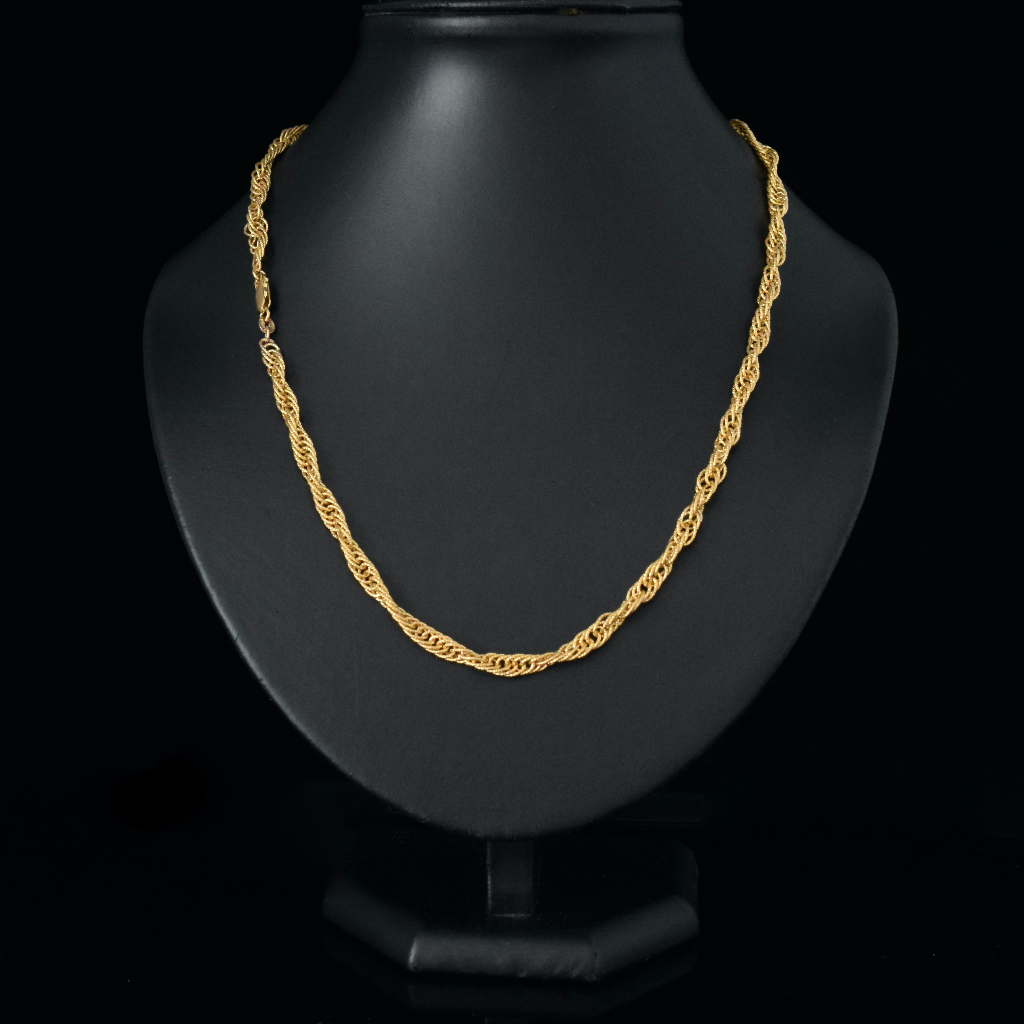 Modern Italian 9ct Yellow Gold Fancy Twist Chain