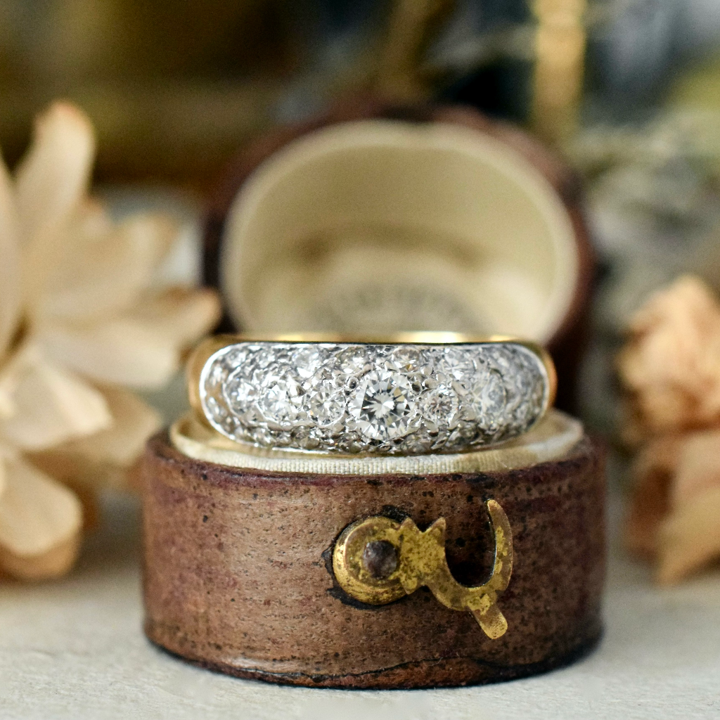 Modern 18ct Yellow Gold Diamond Set Band 1.00ct