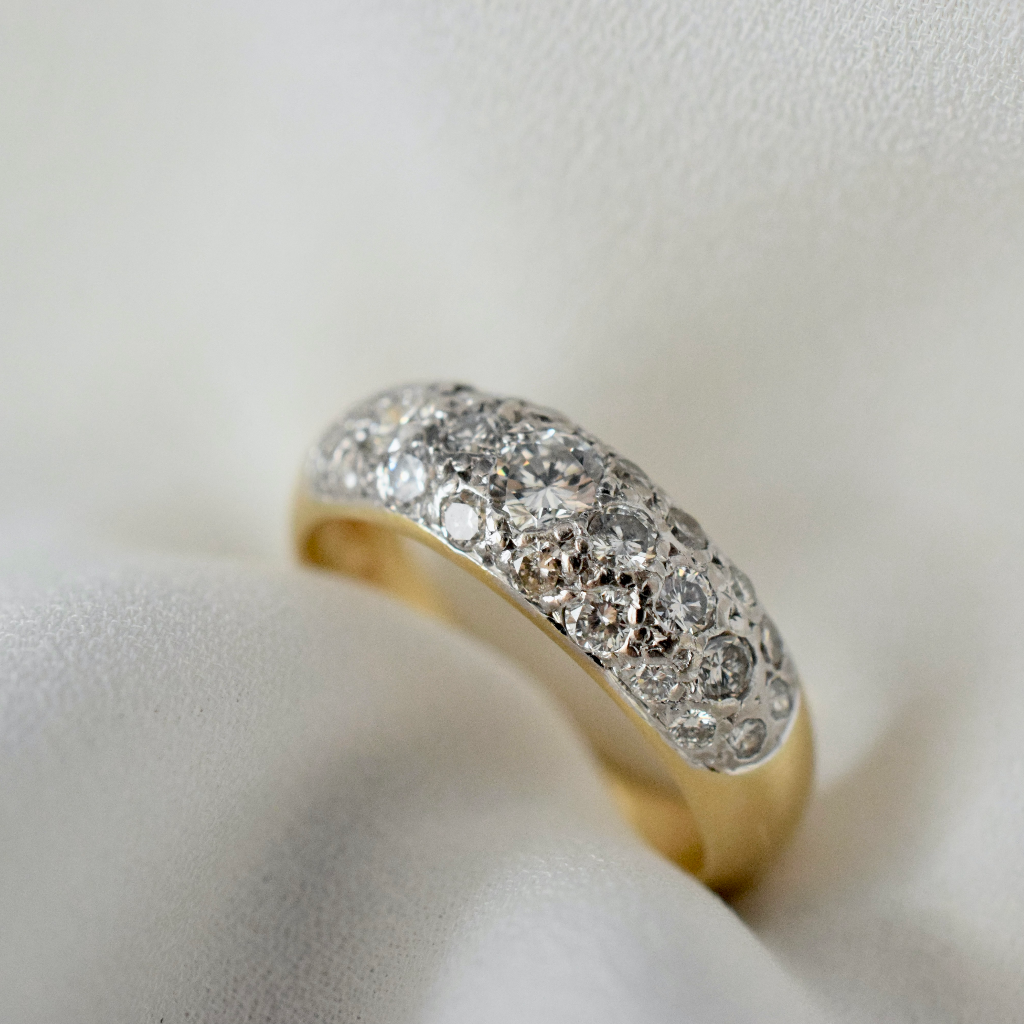Modern 18ct Yellow Gold Diamond Set Band 1.00ct