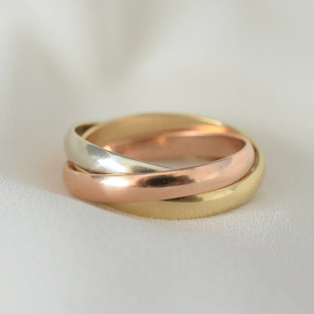 Modern 9ct Tri-Colour Russian Wedding / Trinity Ring 4.92 grams