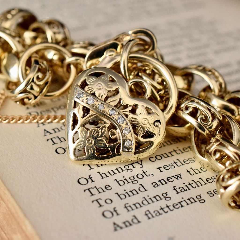 Modern 9ct Yellow Gold Fancy Belcher Link Bracelet With Diamond Padlock
