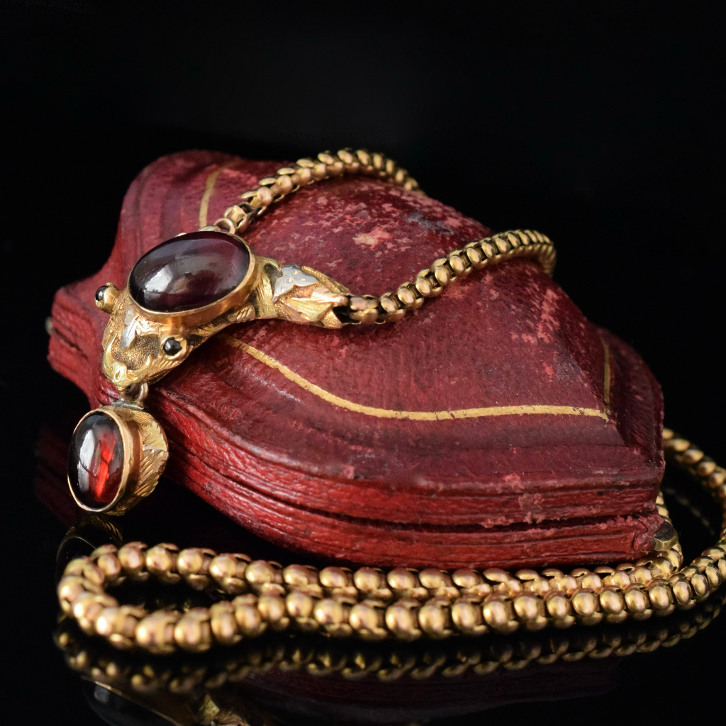 Antique Victorian 18ct Gold Garnet Snake Mourning Necklace Circa 1880