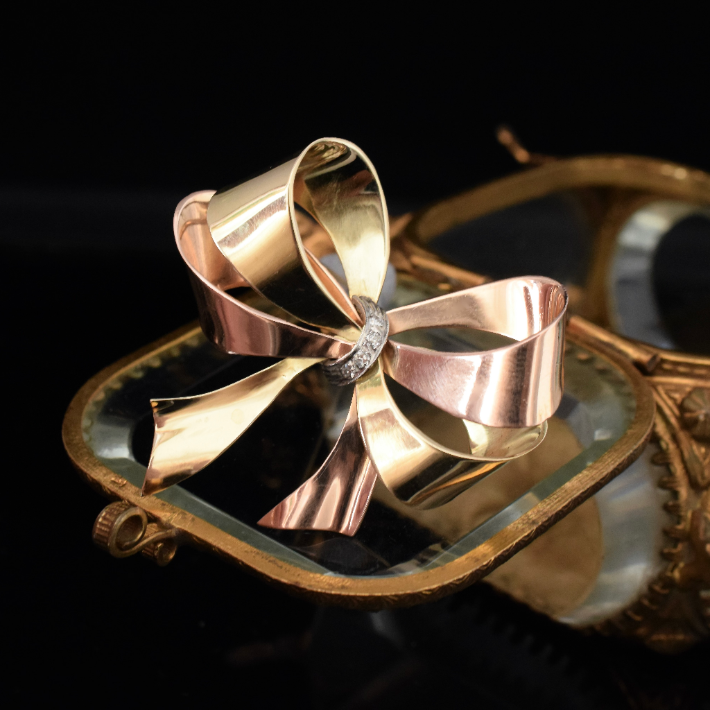 Vintage Retro 14ct Two Tone Gold And Diamond Bow Brooch Circa 1940’s