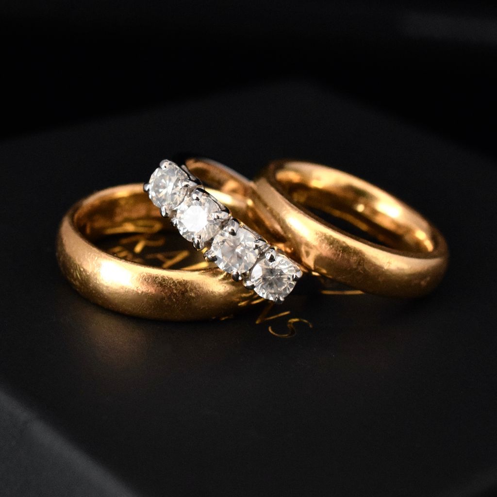 Modern 18ct White Gold Diamond 1.32 Carat Ring