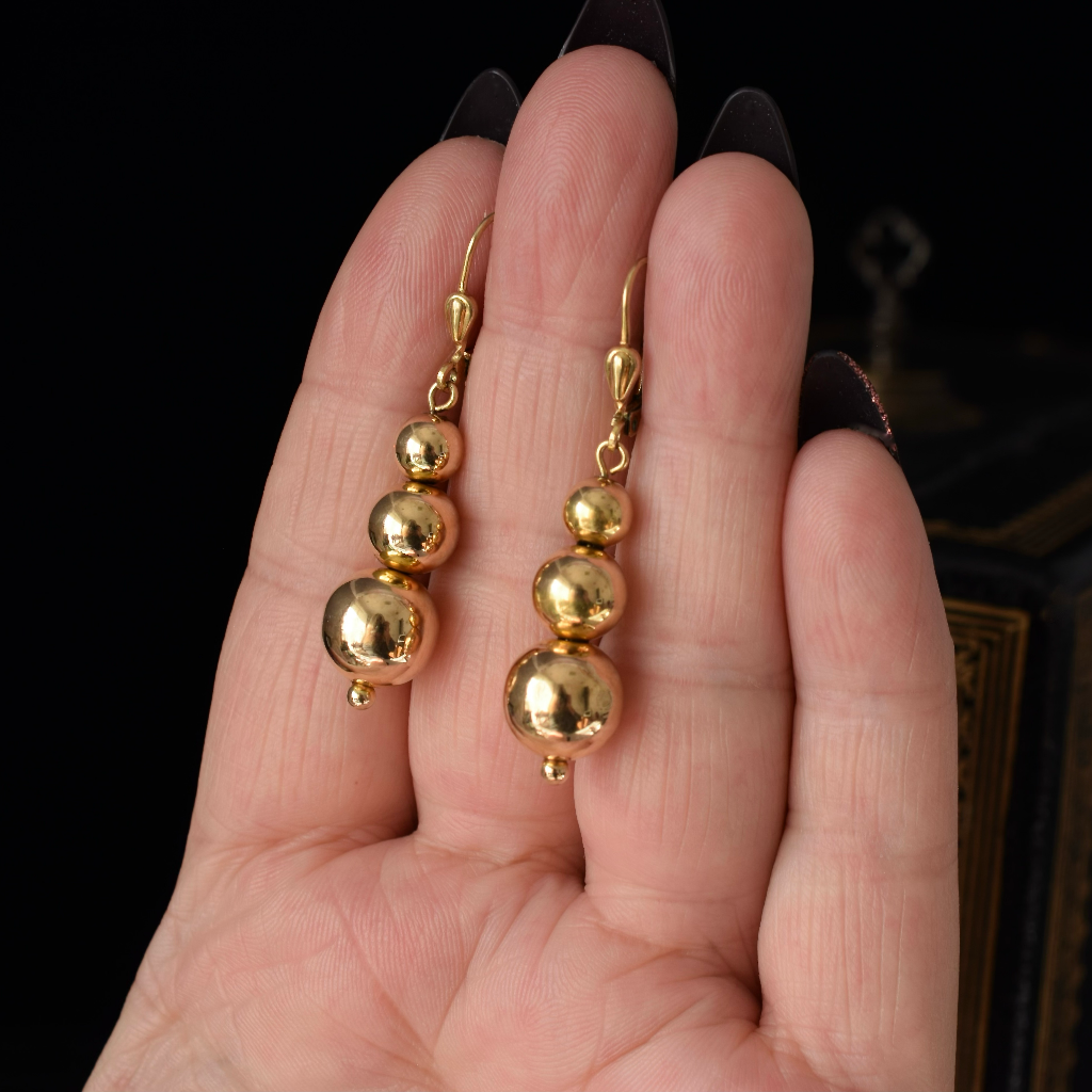 Vintage/Modern 9ct Yellow Gold Triple Ball Earrings