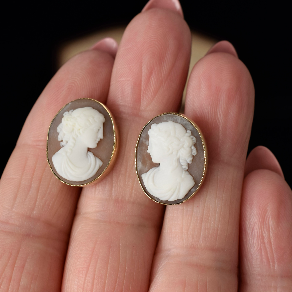Antique 9ct Yellow Gold Cameo Cufflinks