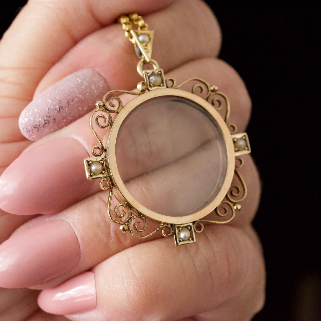 Antique Australian 15ct Rose Gold Double Sided Photo Locket Circa 1910