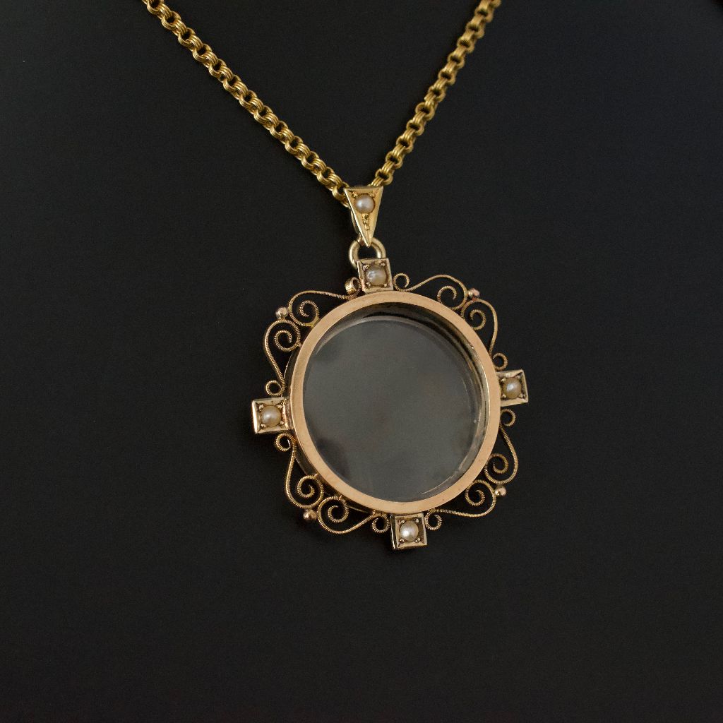 Antique Australian 15ct Rose Gold Double Sided Photo Locket Circa 1910
