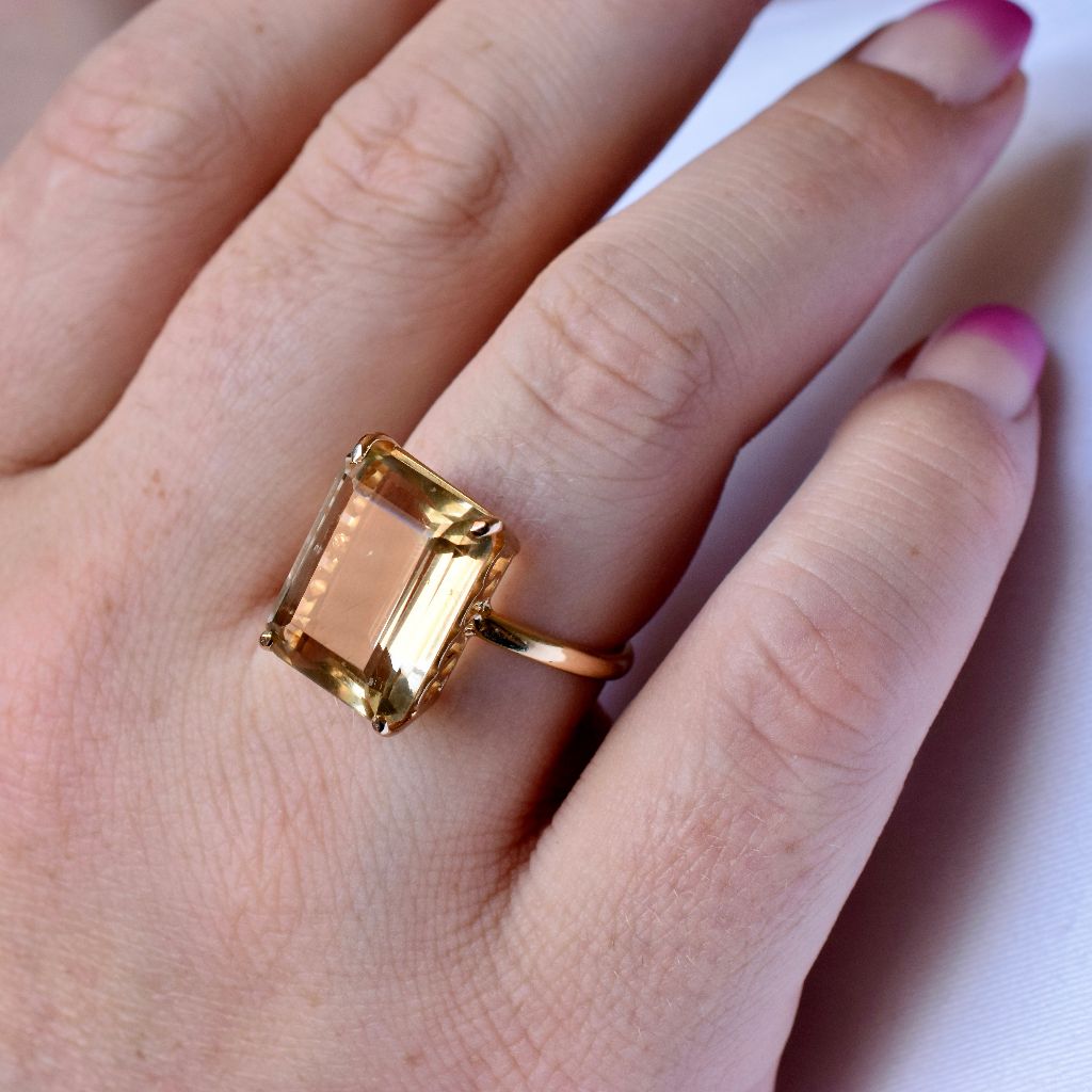 Vintage 18ct Yellow Gold Pale Lemon Citrine 10cts Circa 1950s