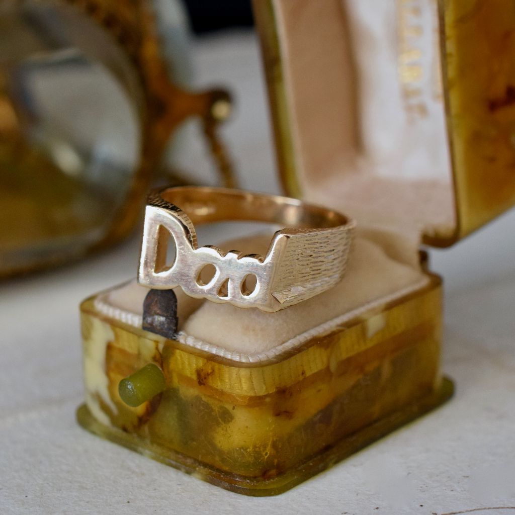 Vintage 9ct Yellow Gold ‘Dad’ Ring London 1989