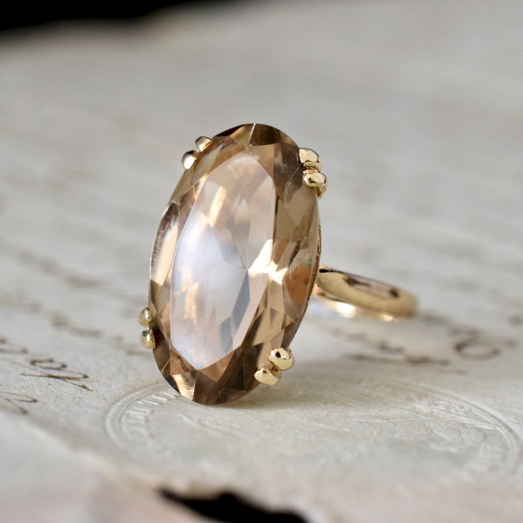 Vintage 9ct Yellow Gold Oval Citrine Ring 1979