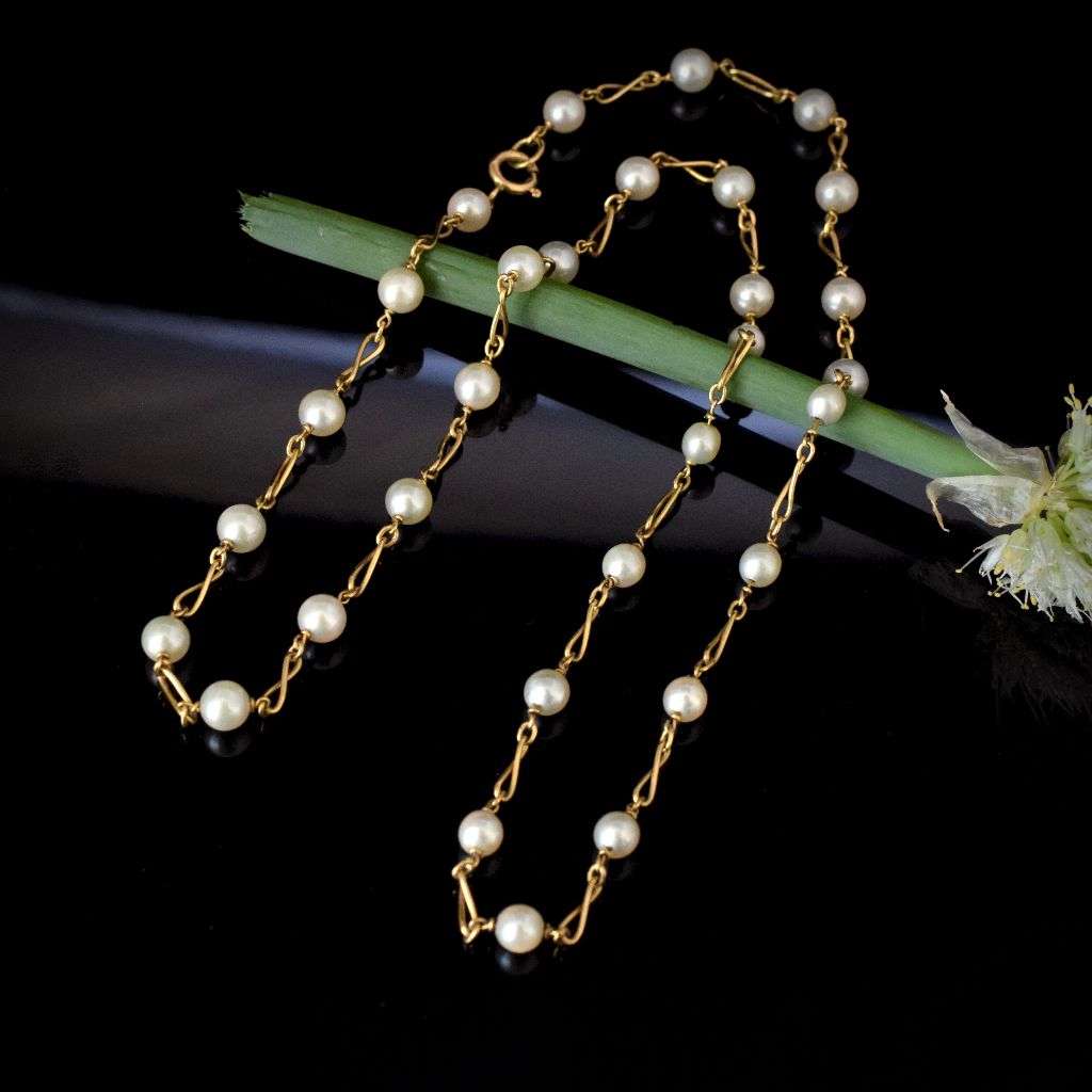 Fine 18ct Yellow Gold Cultured Pearl Necklace 60cm/24 Inches