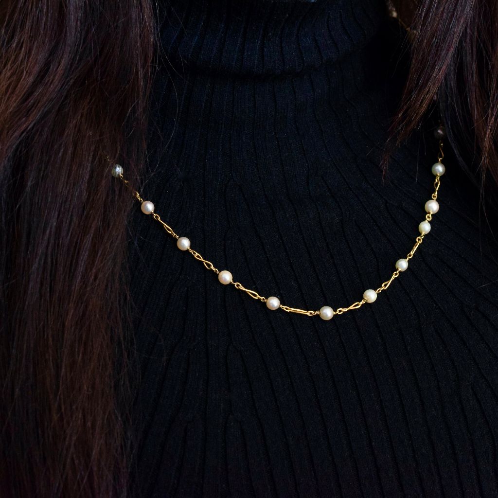 Fine 18ct Yellow Gold Cultured Pearl Necklace 60cm/24 Inches