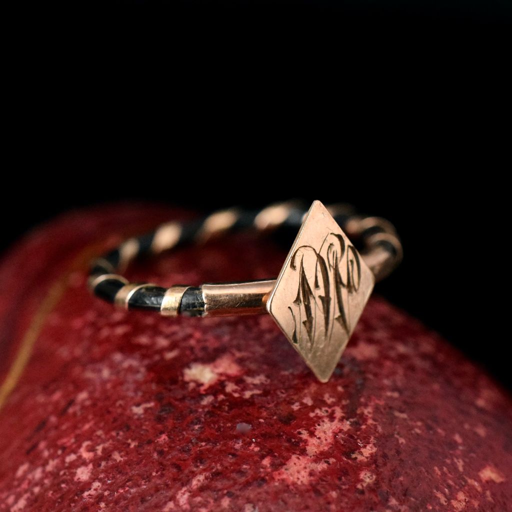 Antique Late Victorian 9ct Rose Gold Elephant Hair Signet Ring