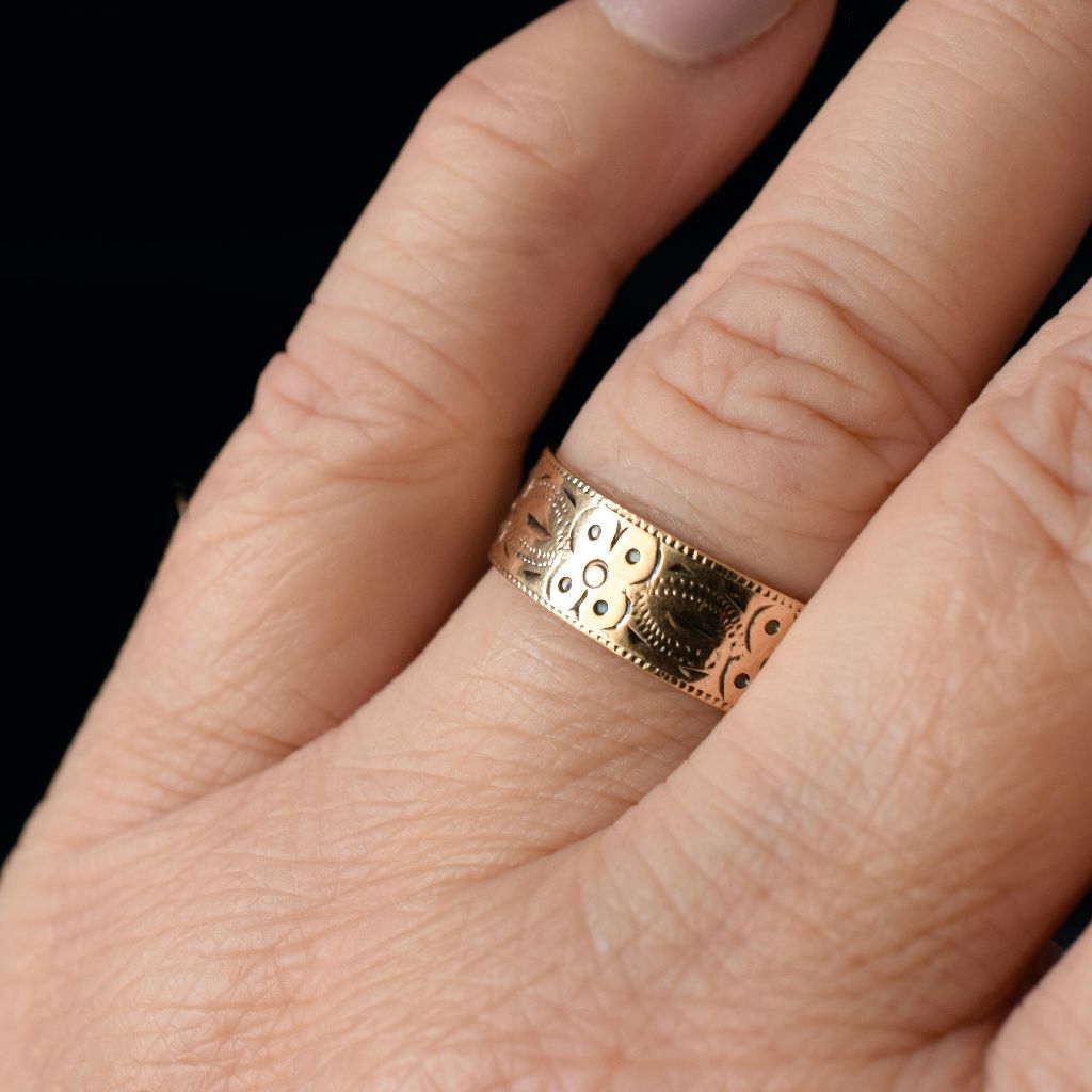 Charming Mid-Century 9ct Rose Gold Patterned Cigar Band