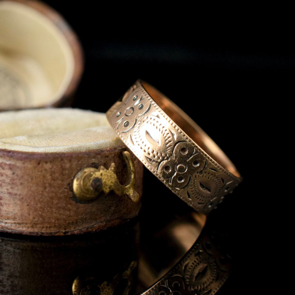 Charming Mid-Century 9ct Rose Gold Patterned Cigar Band