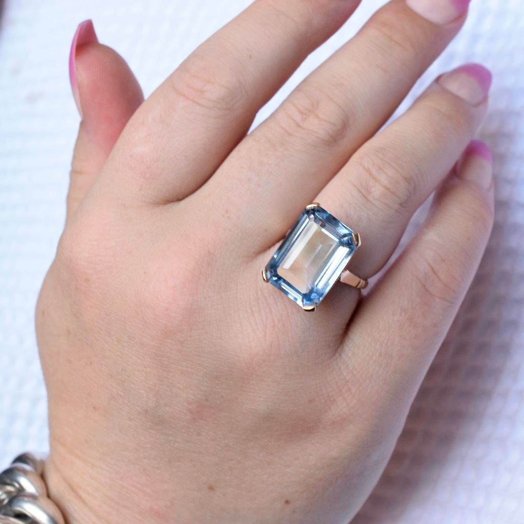 Vintage 9ct Yellow Gold Lab Spinel Cocktail Ring