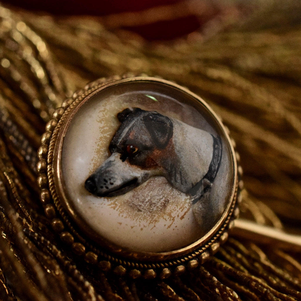 Victorian Essex Crystal Reverse Painted Intaglio 16ct Gold Circa 1875