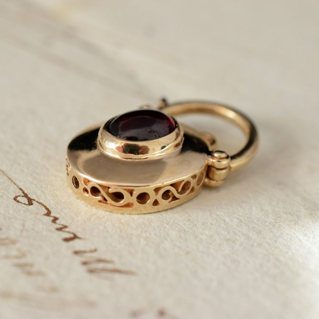 Modern 9ct Yellow Gold Cabochon Garnet Padlock Clasp