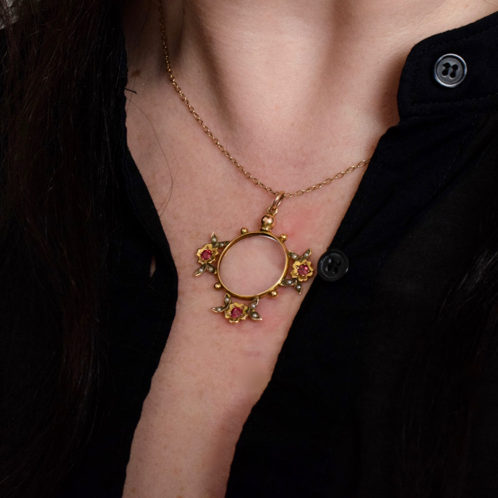 Exquisite Late Victorian Early Edwardian 9ct Garnet Seed Pearl Locket