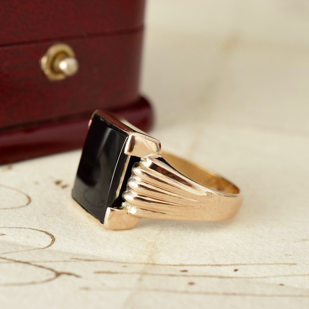Vintage 9ct Yellow Gold Unisex Onyx Ring