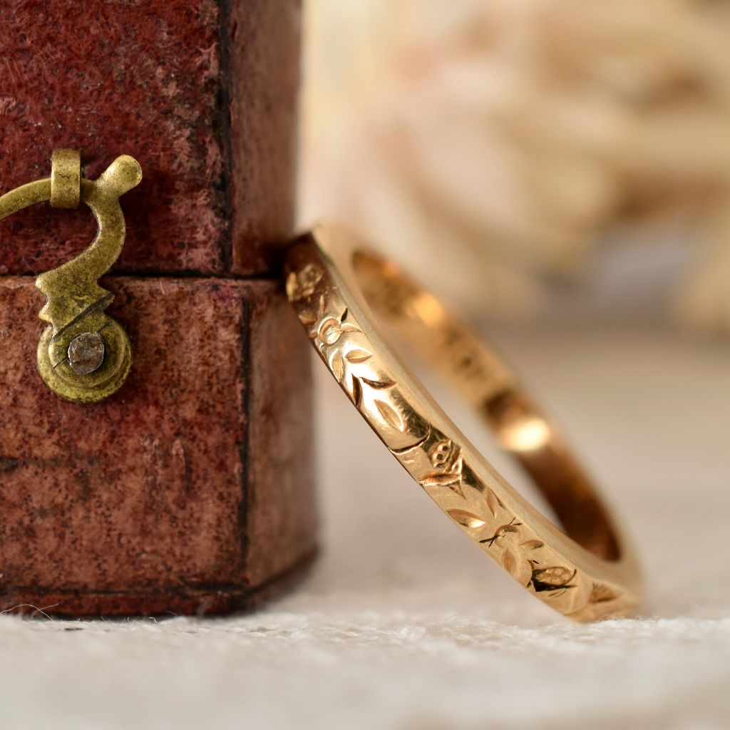 Vintage Australian 18ct Yellow Gold Floral Cherry Blossom Pattern Band by William Dunkling Dated 1949