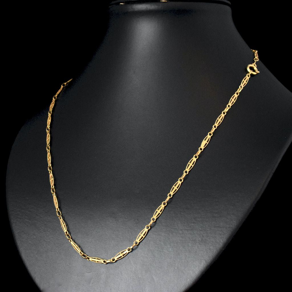 Vintage 18ct Yellow Gold Fancy Link Italian Long Chain 64cm