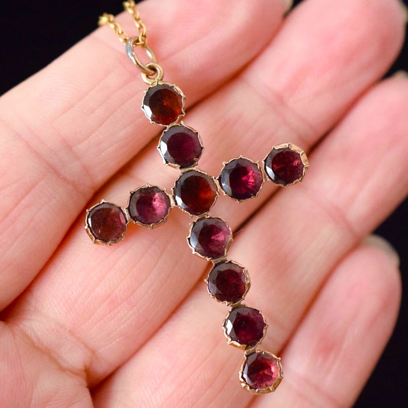 Georgian Flat Cut Garnet Cross / Crucifix Circa 1820
