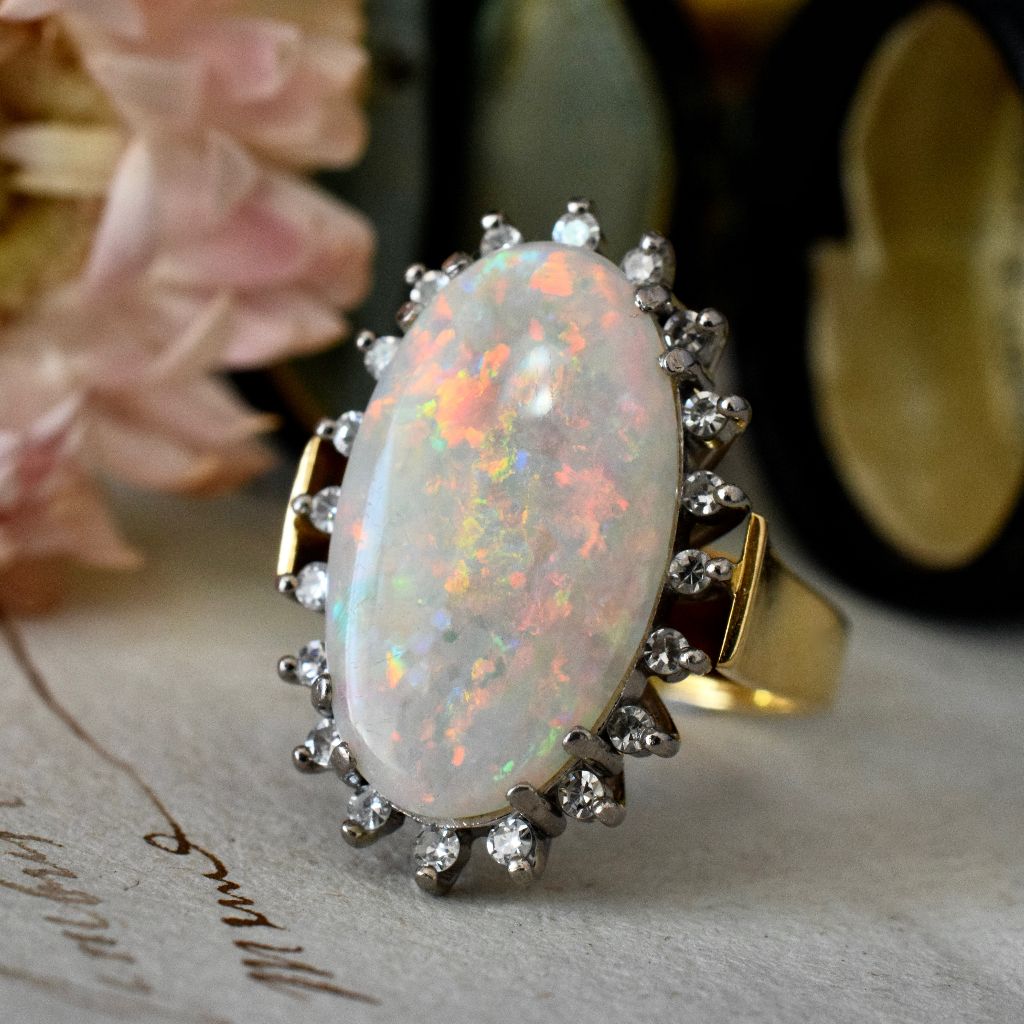 Vintage 18ct Yellow Gold / Palladium Solid Opal Diamond Ring