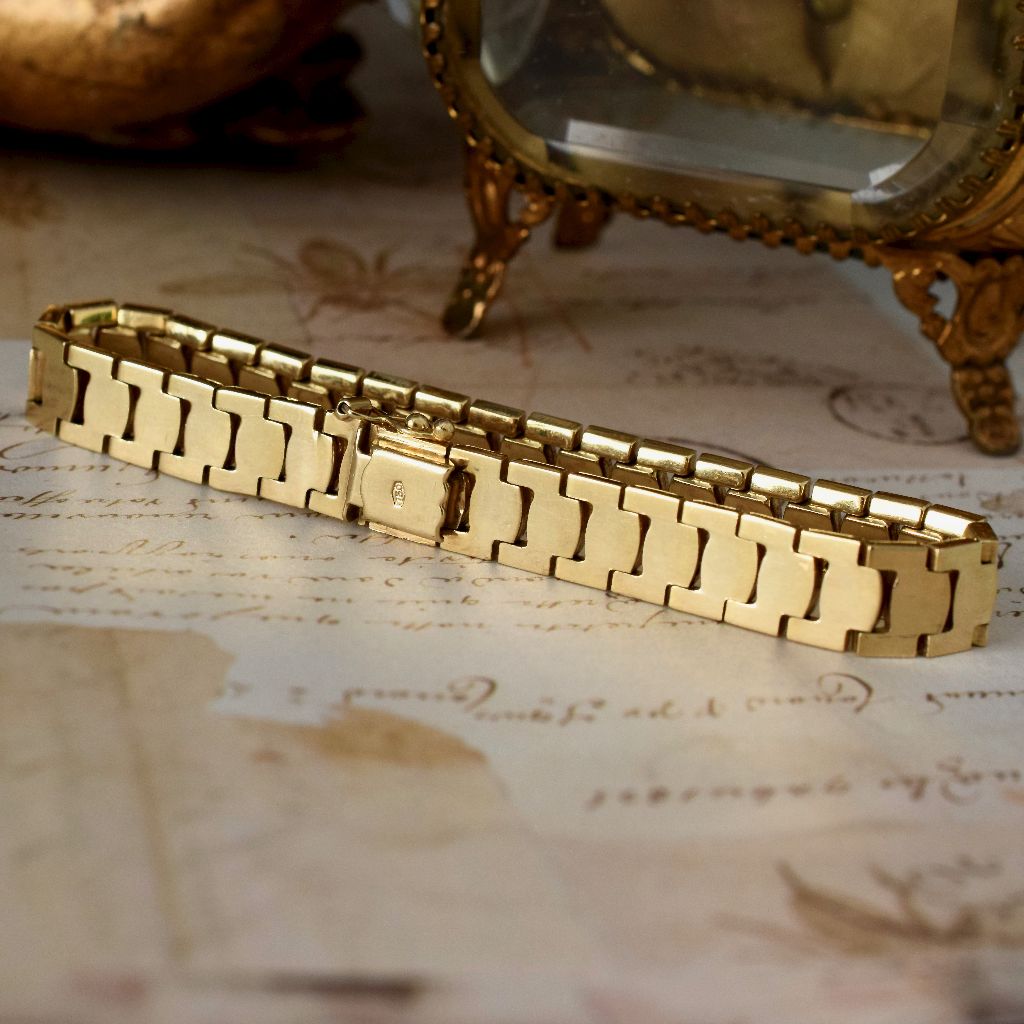 Superb 18ct Yellow Gold Fancy Link Articulated Bracelet 23.41 Grams