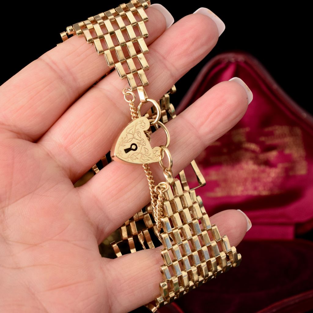 Vintage 9ct Gold 29.7 Grams Wide Gate-link Padlock Bracelet 1970