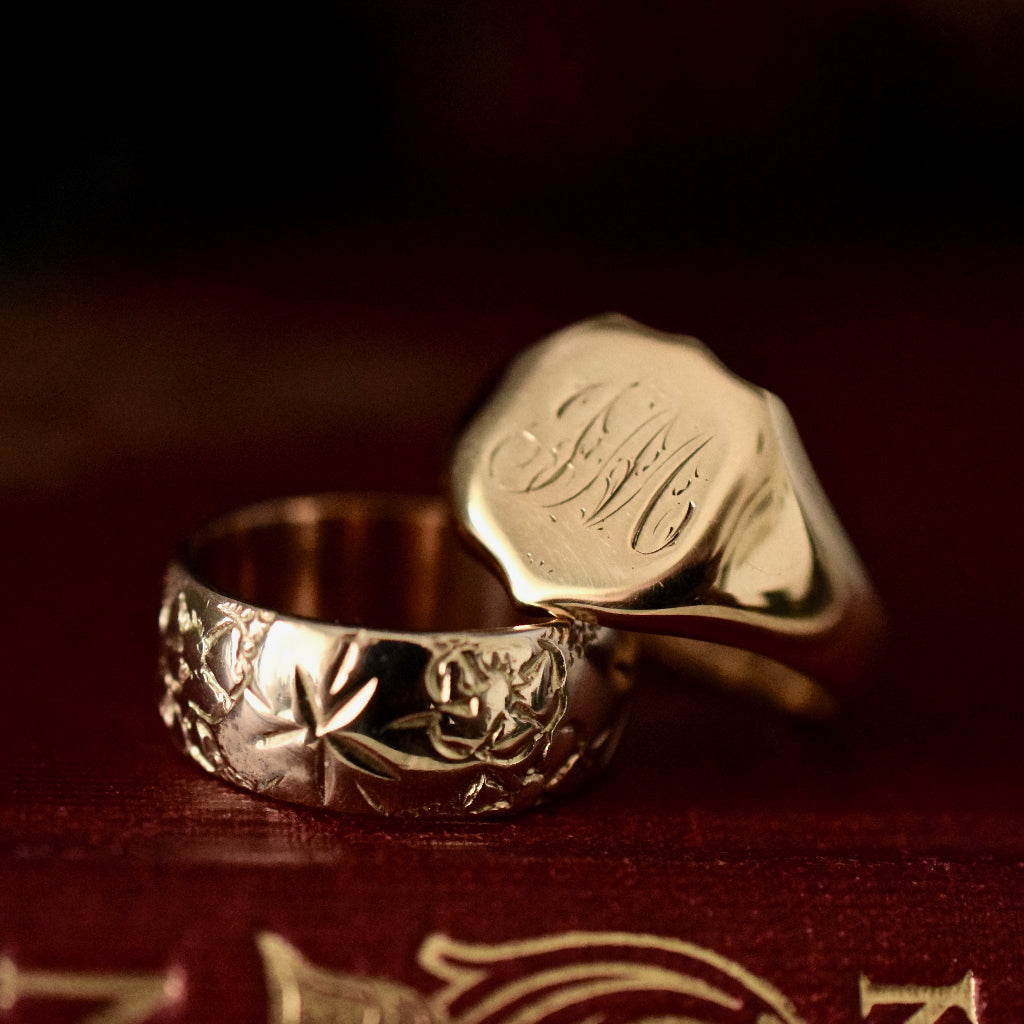 Vintage Wide 9ct Yellow Gold Floral Pattern Ring