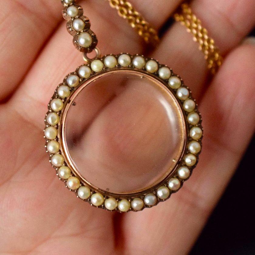 Late Victorian / Early Edwardian Seed Pearl 9ct Photo Locket