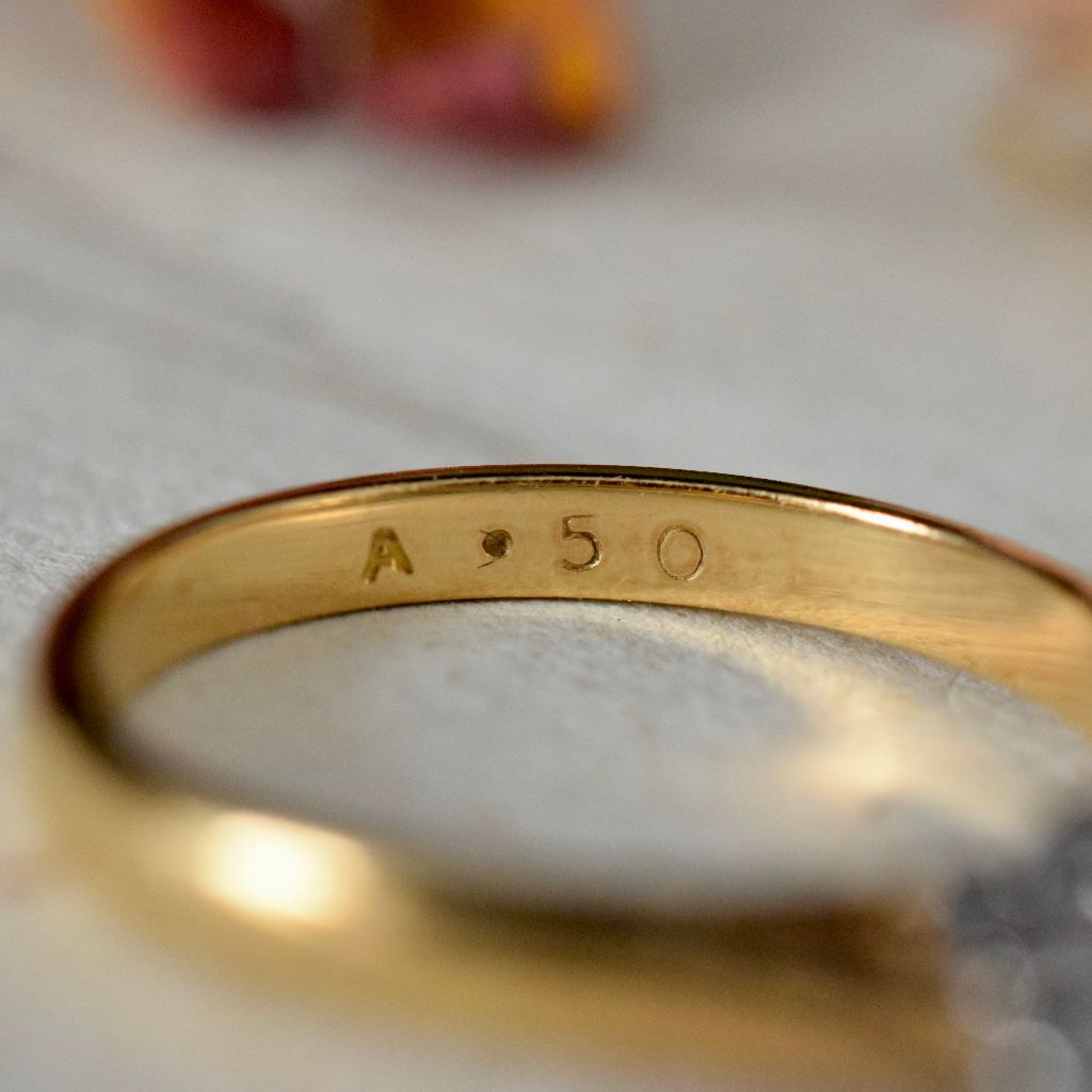 Pretty 18ct Yellow Gold Diamond 0.50ct Trilogy Ring